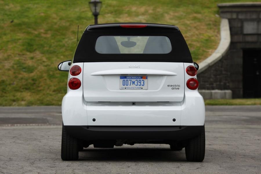  Smart ForTwo Electric Drive Coupe (C451) 2011 года  (фото 5 из 44)